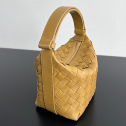 Bottega Veneta Candy Wallace 17 cm
