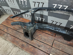 Усилитель переднего бампера Volkswagen Tiguan 2 16-нв Б/У Оригинал 5NA807109J