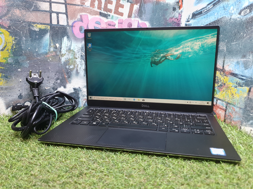 Ультрабук Dell i7-8/8Gb/FHD/ xps p82g