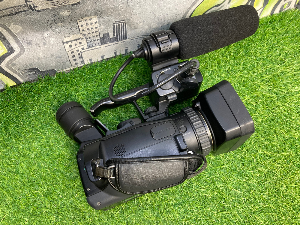 Sony HXR-NX70P