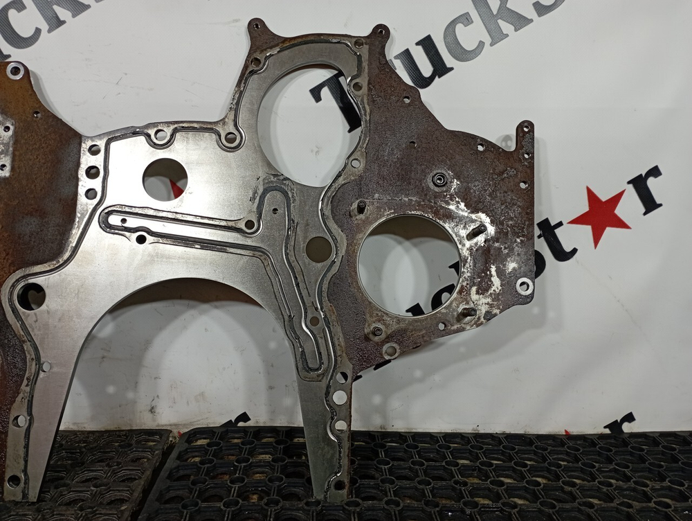 Плита двигателя 2018 г.