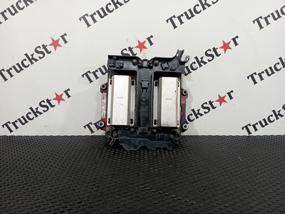 Блок управления двигателем