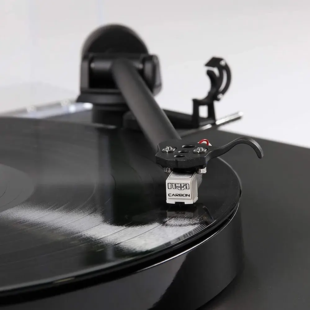 REGA PLANAR 1 Plus MATT BLACK ПРОИГРЫВАТЕЛЬ ВИНИЛОВЫХ ПЛАСТИНОК