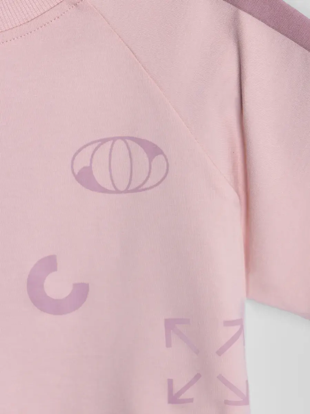 Летний костюм детский розовый, футболка и кюлоты