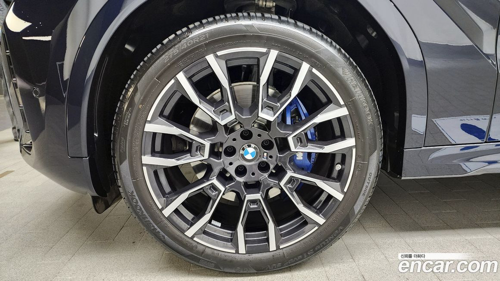 BMW X6 (G06) xDrive40i M Sports (07.2023)