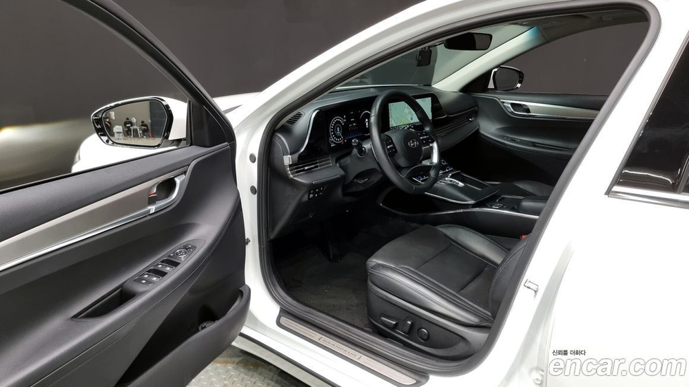 Hyundai The New Grandeur (Azera) IG 2.5 (06.2022)