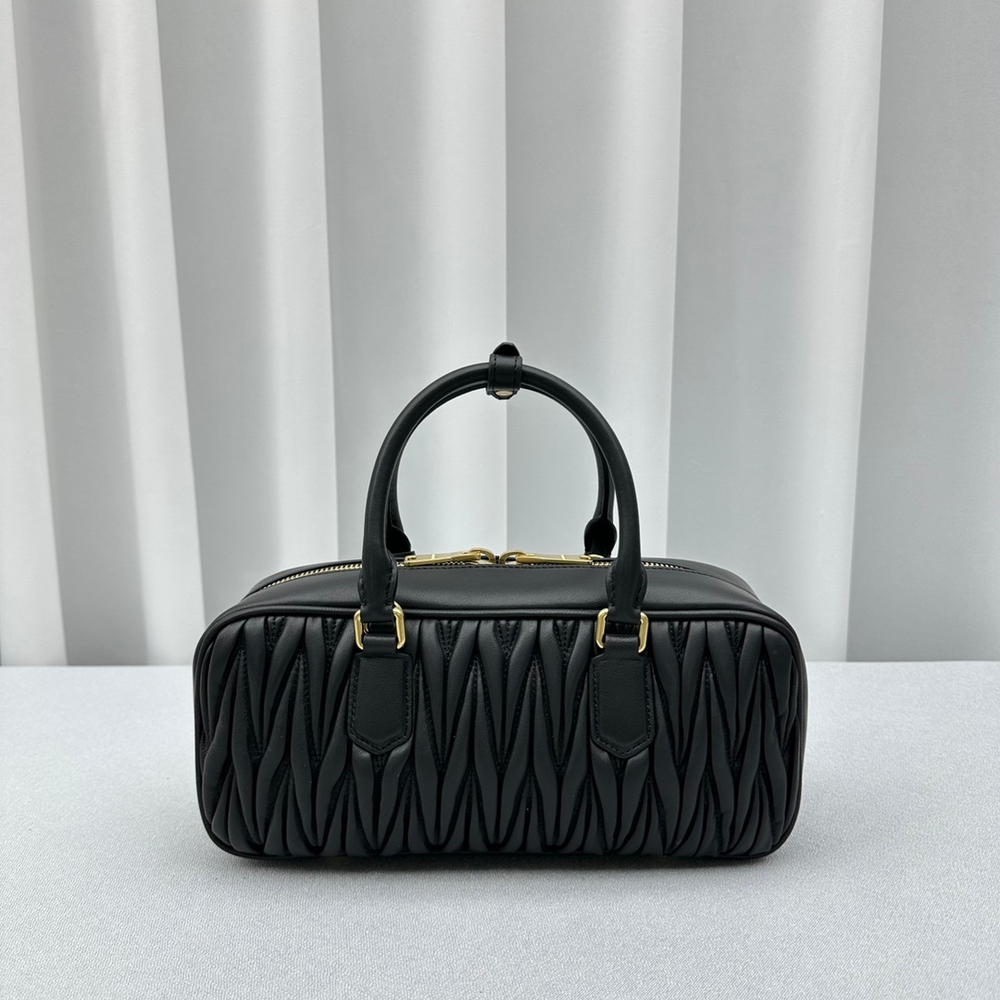 Miu Miu Arcadie Bag M 27 cm