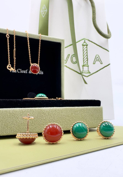 Серьги Van Cleef & Arpels