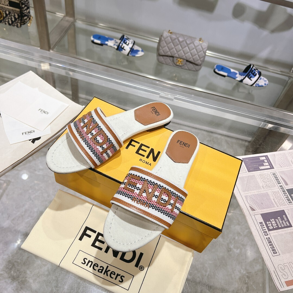 Fendi Signature Slides