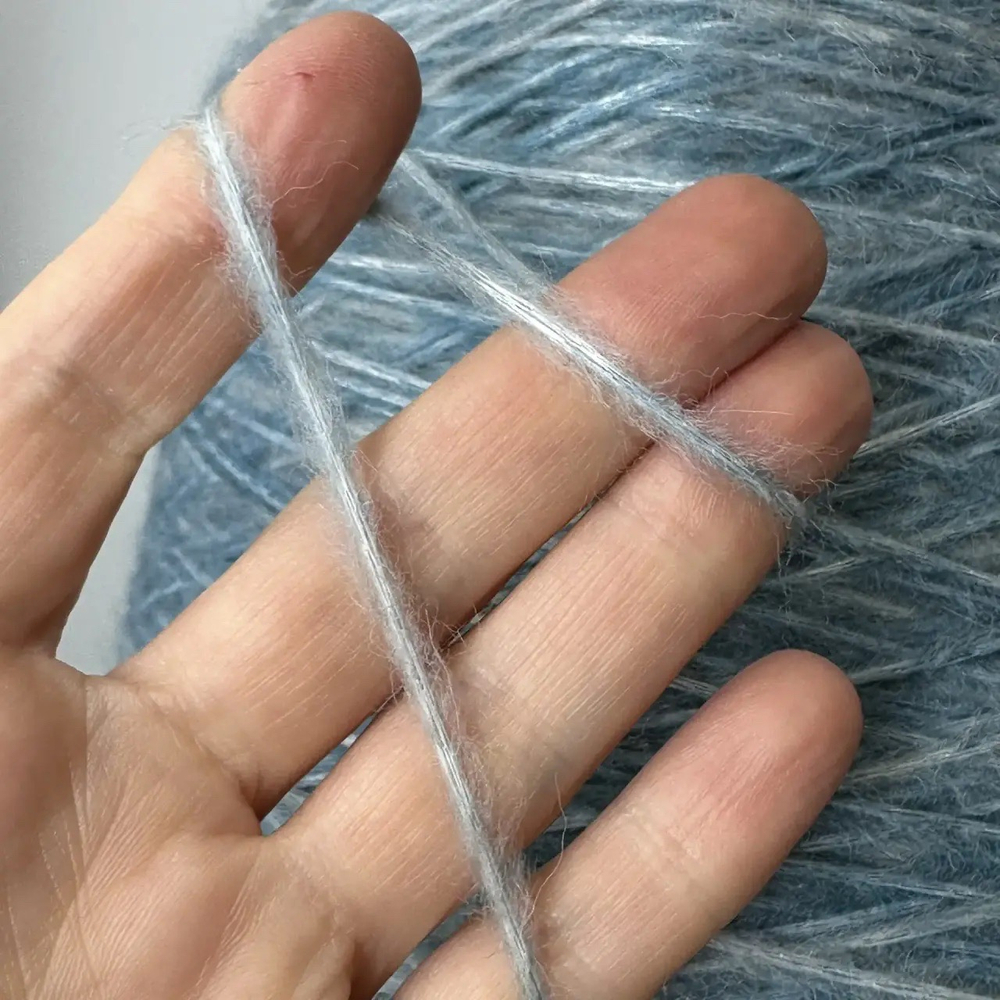 MENOVA - Lineapiu'; 13% меринос, 29% альпака Superfine, 58% п/а; 490м/100гр; col. M502, цвет: голубой меланж; S303