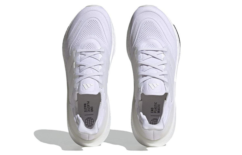 Кроссовки Adidas Ultraboost Light