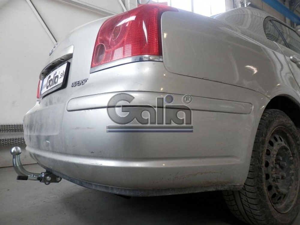 Фаркоп оцинкованный Galia T066C для Toyota Avensis седан/лифтбек 2003-2009(паспорт и сертификат в комплекте)(без электрики)