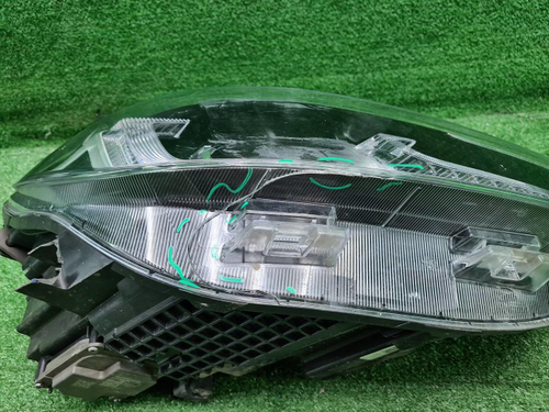 Фара правая Chery Tiggo 8 Pro (2021-нв) LED