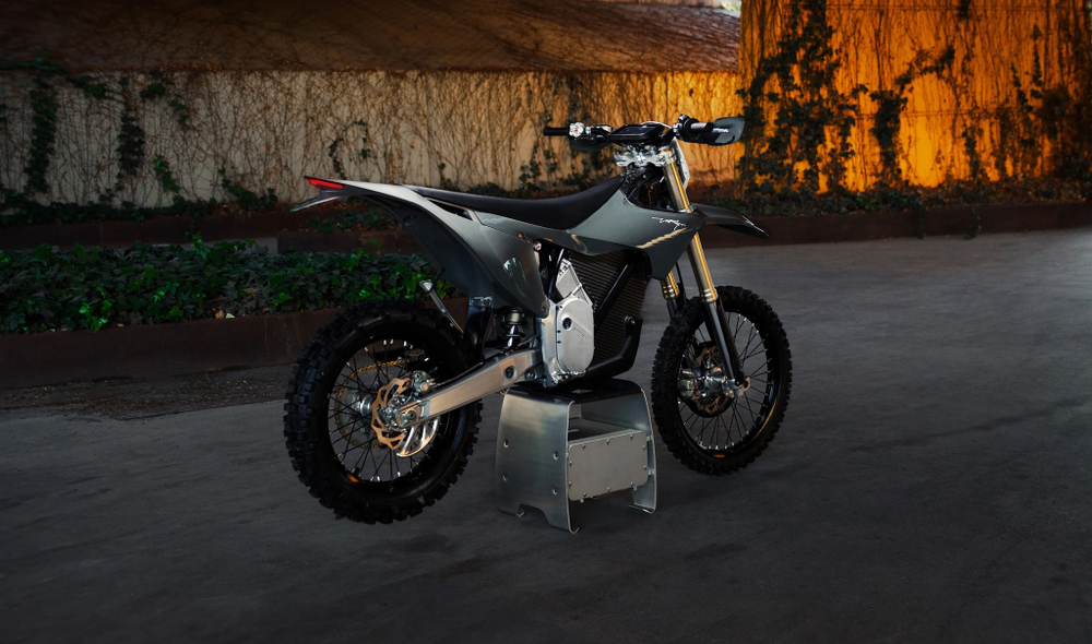 Stark Varg 2025 EX - 60hp (GREY)