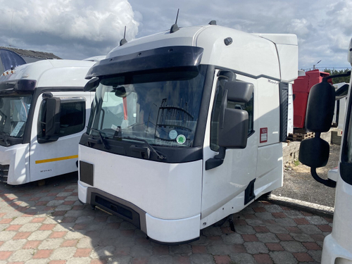 Кабина T-HIGH (высокая) в сборе 2016г.