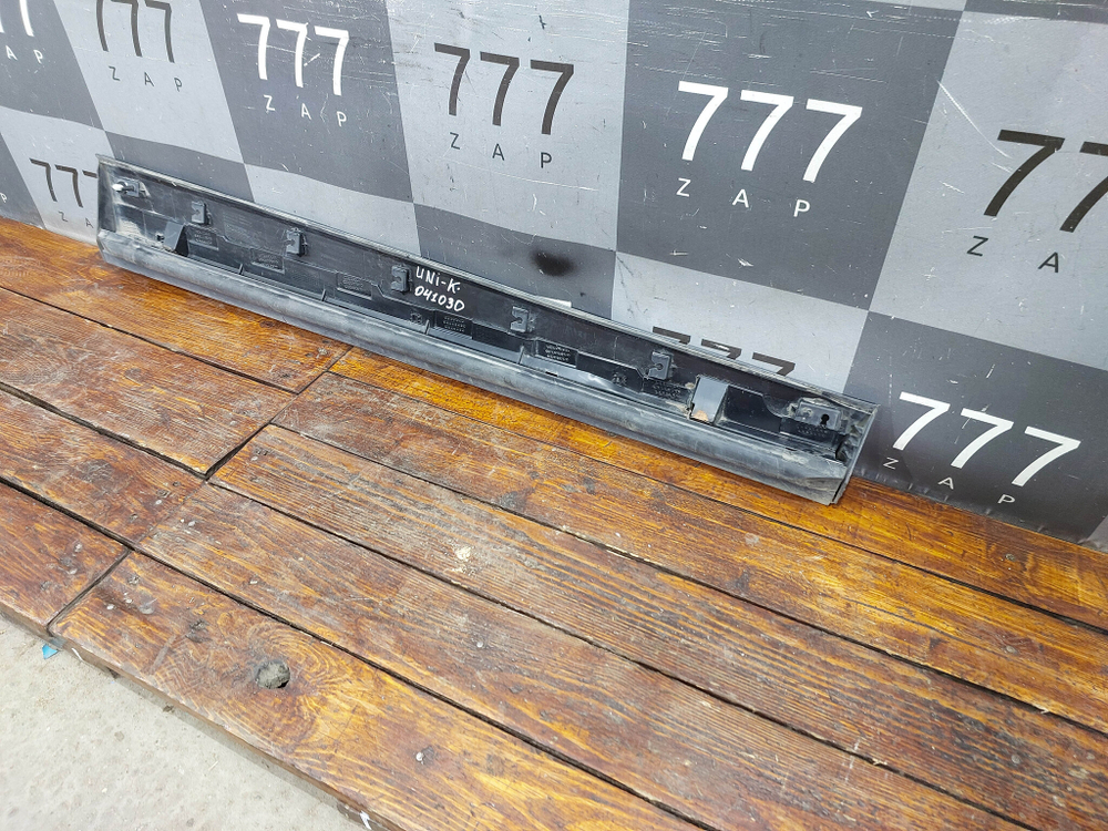 Накладка двери передней левой Changan UNI-K 21-нв Б/У Оригинал 6102510CR01