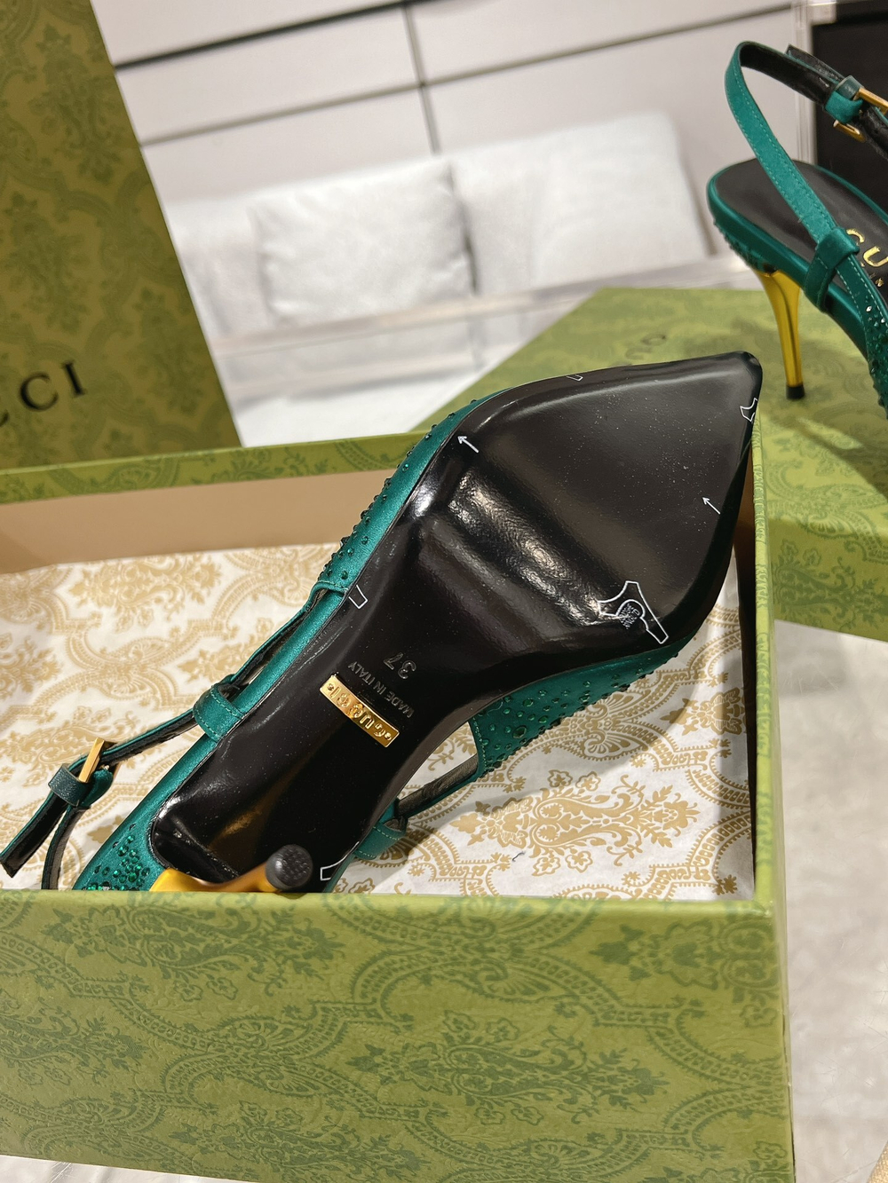Gucci Slingback Pump