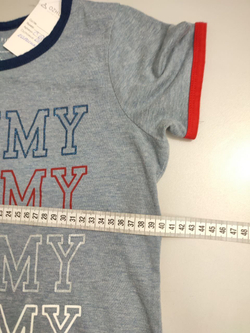 Футболка Tommy Hilfiger стильная на 12-14 лет