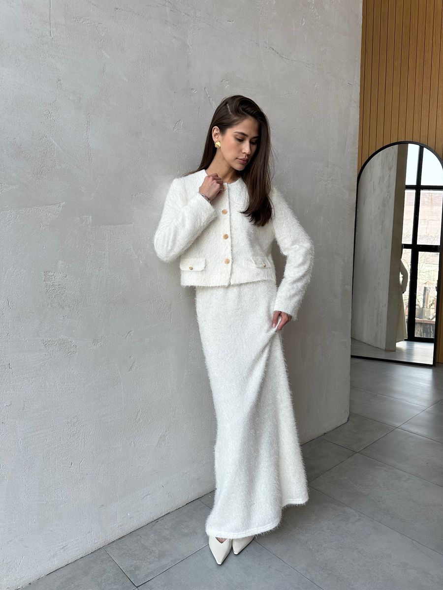 Юбка пушистая макси молочная