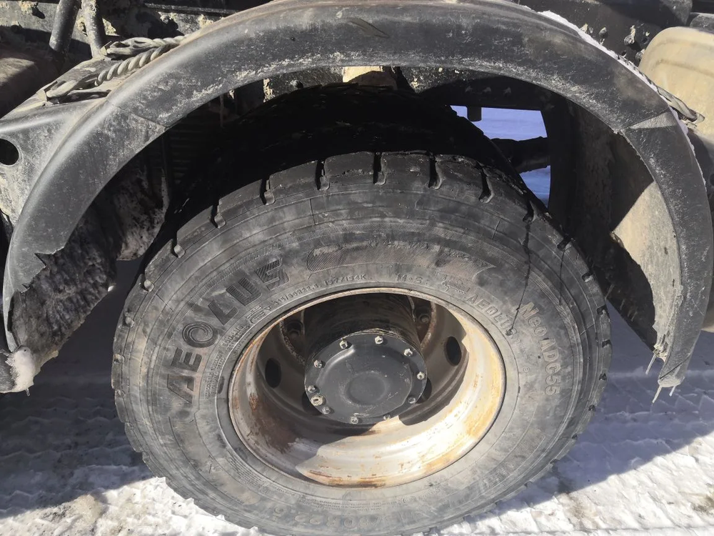 Shacman (Shaanxi) SX* 6x6 Седельный тягач SX42586V385 (Дизельный, 11,6 л, 423 л.с, МТ)