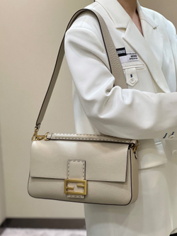 Fendi Baguette Bag 32 cm