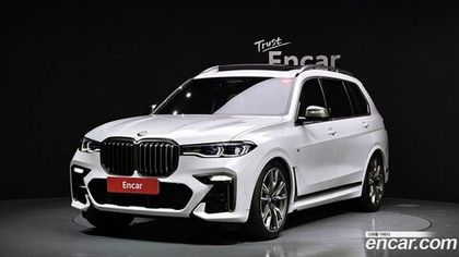 BMW X7 (G07) M50i 6-и местный (07.2021)