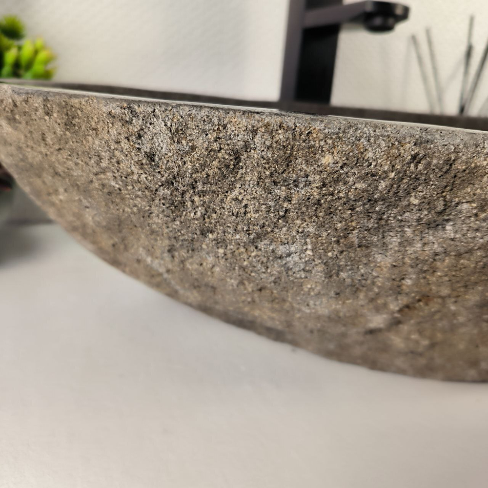 Раковина из речного камня RS-64884 50*37*16 0857