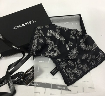 Платок CHANEL