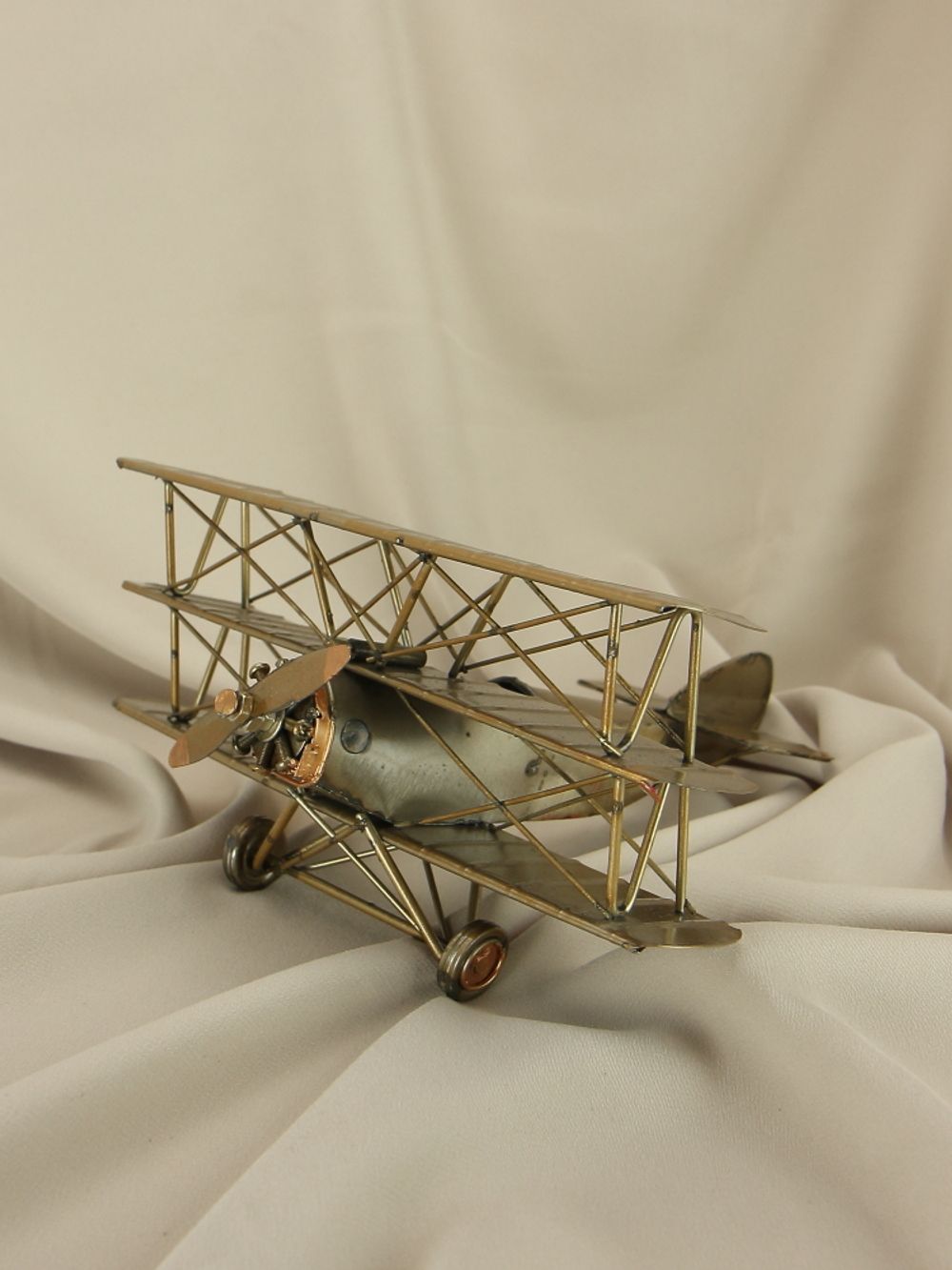 R&D Модель самолета Fokker Dr. I — триплан, лёгкий истребитель конструкции компании Fokker. 1917г.