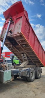МАЗ 6501* 6x4 Самосвал 650128-8520-000 (Дизельный, 11,6 л, 423 л.с., МТ)