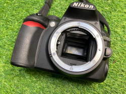 Nikon D3100 3.500 кадров