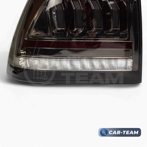 Задние фонари Лада Приора в стиле Mustang светодиодные, тонированные (21704-3716010-91/21704-3716011-91)