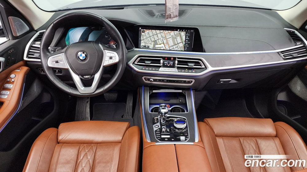 BMW X7 (G07) xDrive 40d Design Pure Excellence 6-и местный (01.2022)