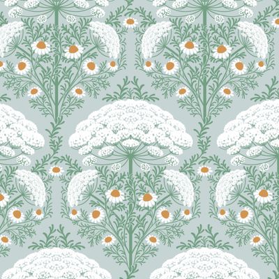 Травяное кружево на жемчужно-сером