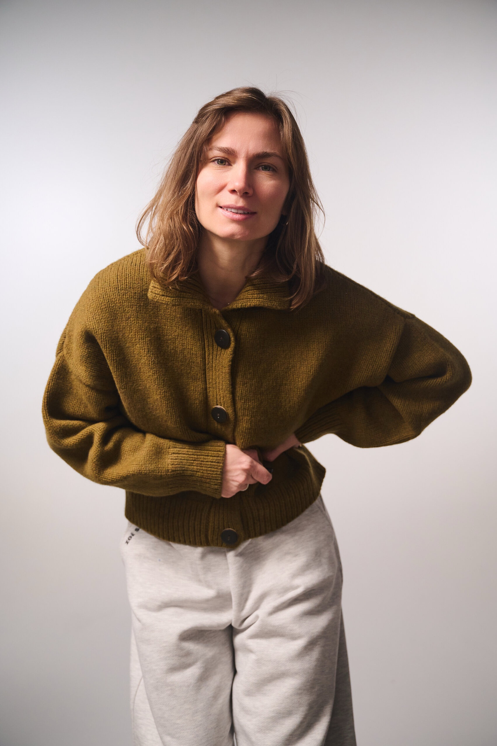 Кардиган с отложным воротником из мериноса цвета хаки