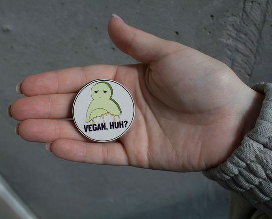 Значок деревянный (брошь)  Vegan Huh?. Fire Pin