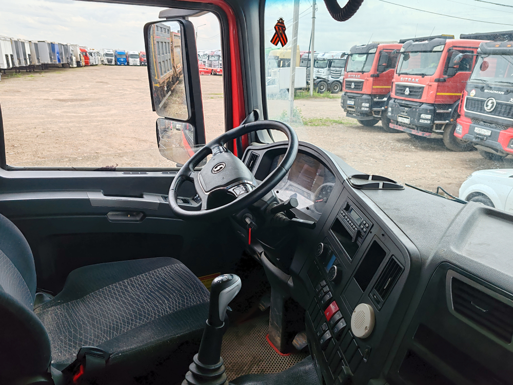 Shacman (Shaanxi) SX* 8x4 Самосвал SX33186V366 (Дизельный, 11,6 л, 423 л.с., МТ)