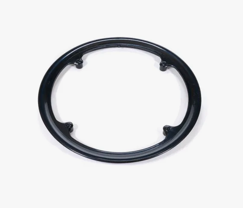 Защита системы на 42 зуба, крепление на 4 болта, пластик, черная (250)