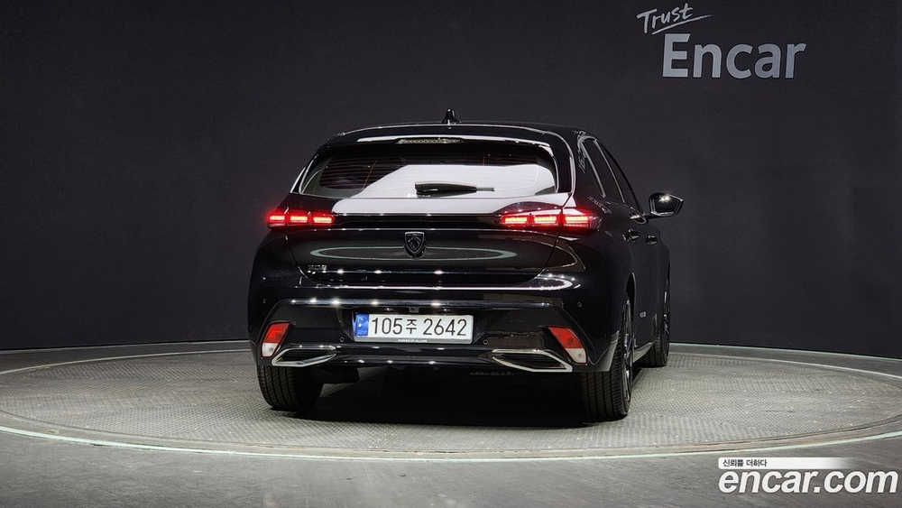 Peugeot 308 3 Generation 1.5 BlueHDi 알뤼르 (12.2023)