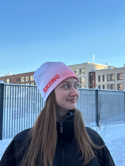 Шапка Skiing (бело-красная новая)