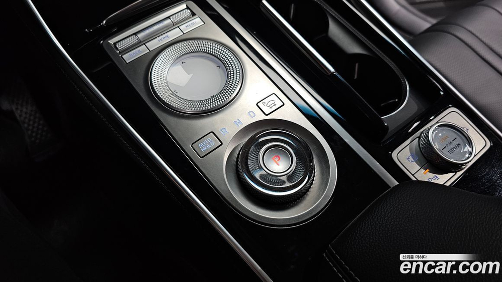 Genesis GV80 2.5T Бензин AWD (02.2021)