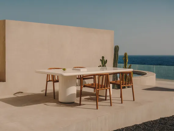 Стул Turqueta из массива тика