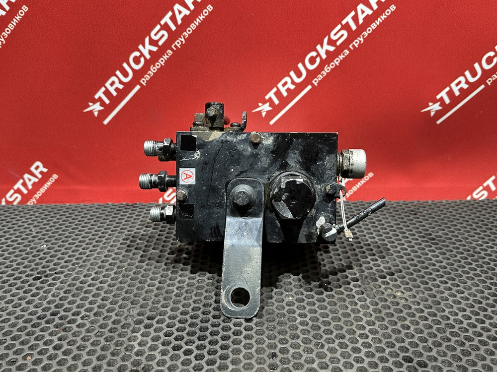 Насос подъема кабины 2023г