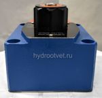 2FRM16-2X/60L - Регулятор расхода Ду16 для монтажа на плиту, номинальный расход 60 л/мин, регулировка компенсатора - нет