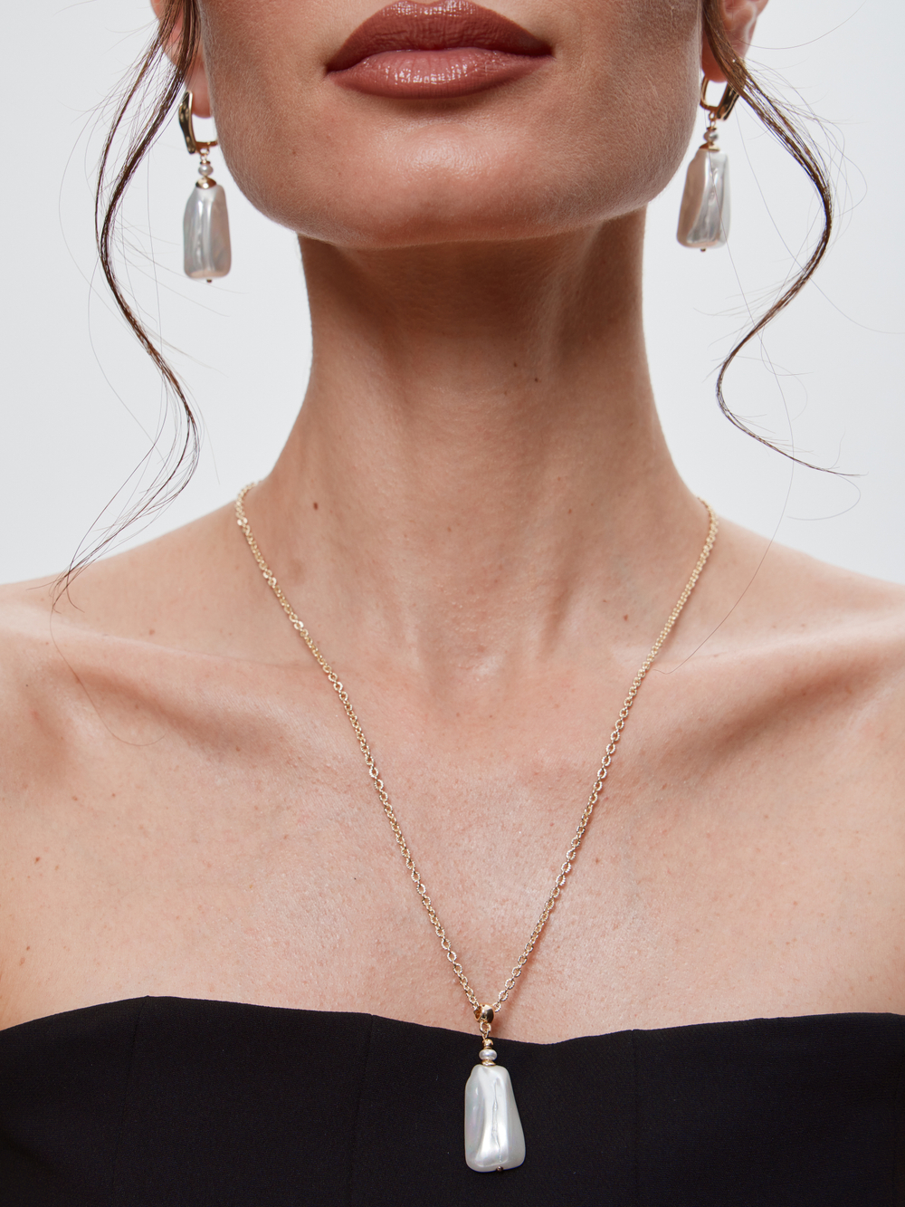 91003744 Колье Selena Pearls