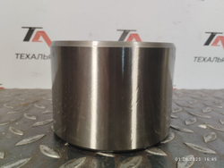 Втулка 195-63-13390