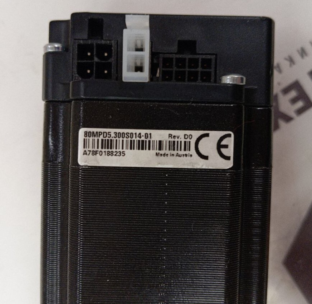 B&R 80MPD5.300S014-01 Rev. D0 с хранения