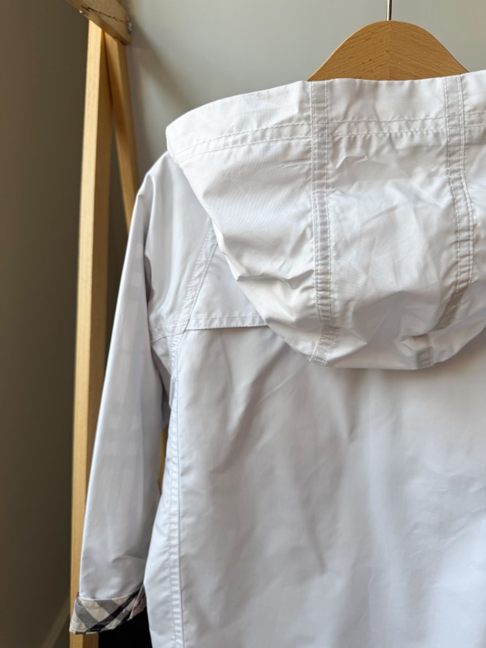 Ветровка Burberry, 104