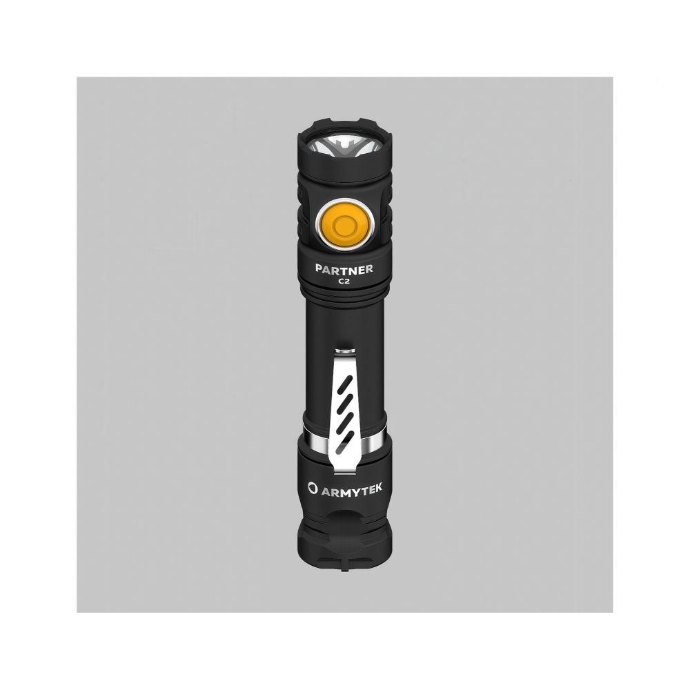 Карманный тактический фонарь Armytek Partner C2 Magnet USB (теплый свет) — максимальная яркость 1020 люмен и дальность света 235 метров.