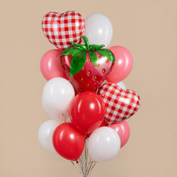 Сердце с принтом "Красное в белую клеточку"